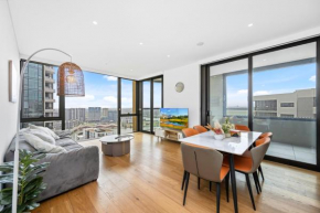 Luxurious Stay in Heart of Rhodes, Sydney